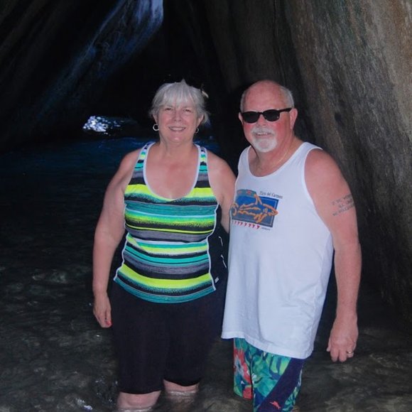 Dani & George 5 Star Rated 🌟Posh Ambassador II - Picture 10 of 15